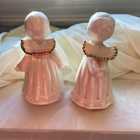 Formalities by Baum Brothers Kissing Angels Salt and Pepper Shakers - Picture 7 of 12